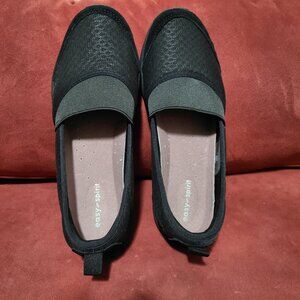 Easy Spirit Twist Slip on Shoes - Sz 7.5 M